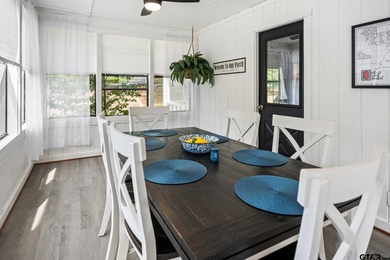 Welcome to Fawn Creek Cottage - FULLY FURNISHED, down to the - photo 12