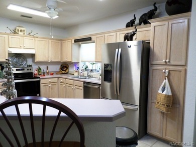 This charming residence, boasting three bedrooms and two - photo 17