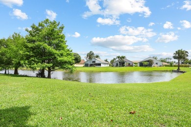 Beautifully renovated lakefront corner first-floor condo - photo 28