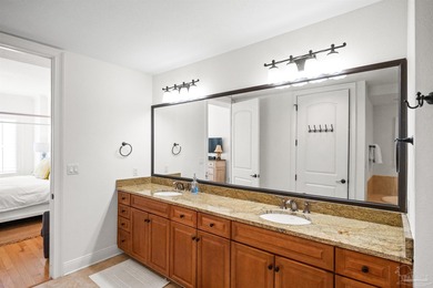 WATERFRONT END UNIT WITH DEEDED BOAT SLIP & LIFT!This spacious - photo 37