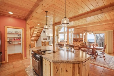 Tranquility, breathtaking lake views, privacy, and Northwoods - photo 11