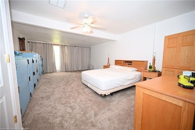You must check out this updated townhome located on Edgewater Dr - photo 14