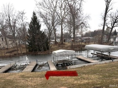Charming cottage on a double lot with easement access to the - photo 20