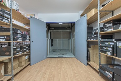 Premier 43,000 SF commercial showroom property situated on 2.58 - photo 23