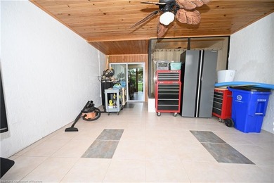 You must check out this updated townhome located on Edgewater Dr - photo 26