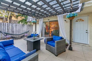 Beautifully Updated 2-Bedroom, 2-Bath Townhouse with Spacious - photo 26