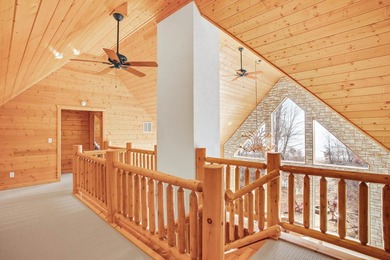 Tranquility, breathtaking lake views, privacy, and Northwoods - photo 26