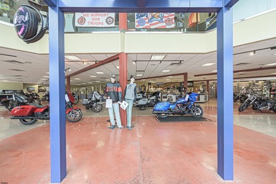 Premier 43,000 SF commercial showroom property situated on 2.58 - photo 26