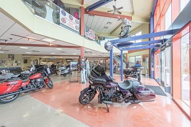 Premier 43,000 SF commercial showroom property situated on 2.58 - photo 27