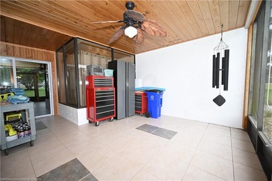 You must check out this updated townhome located on Edgewater Dr - photo 28