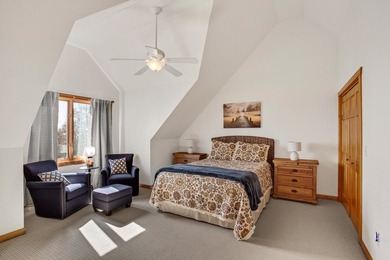 Tranquility, breathtaking lake views, privacy, and Northwoods - photo 31