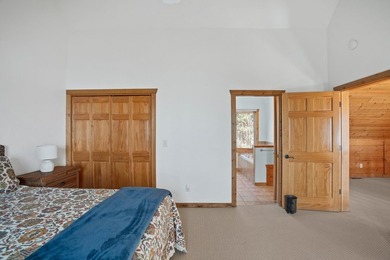 Tranquility, breathtaking lake views, privacy, and Northwoods - photo 33