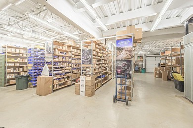 Premier 43,000 SF commercial showroom property situated on 2.58 - photo 33