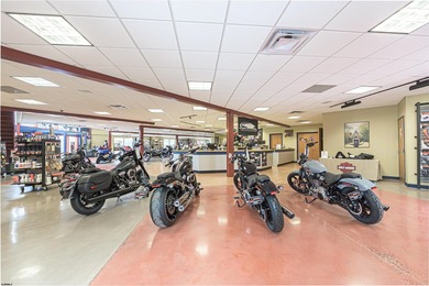 Premier 43,000 SF commercial showroom property situated on 2.58 - photo 34