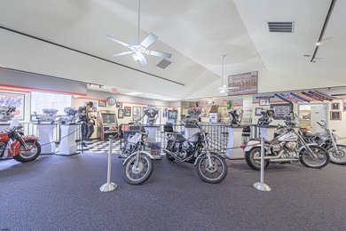 Premier 43,000 SF commercial showroom property situated on 2.58 - photo 43