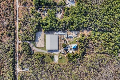 Luxury Equestrian Estate Near Naples Welcome to a rare - photo 50