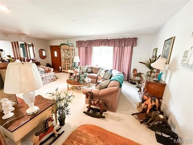 MOTIVATED SELLER! Lovely, full brick home with 2,133 sq. ft. on - photo 8