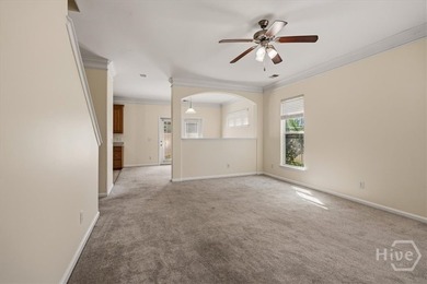 Location, Location, Location! This beautiful, traditional-style - photo 8
