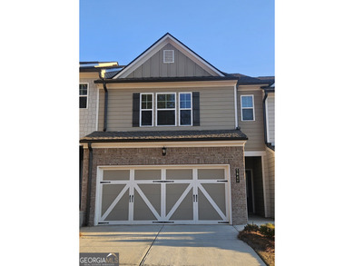 Lake Lanier Townhome/Townhouse For Sale in Flowery Branch Georgia