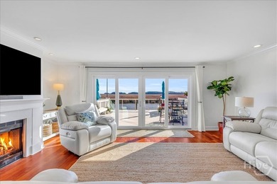 DEEP WATER - BOATER'S PARADISE - BEAUTIFULLY RENOVATED - photo 5