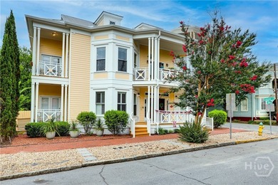 Experience the best of downtown Savannah living in this charming - photo 1