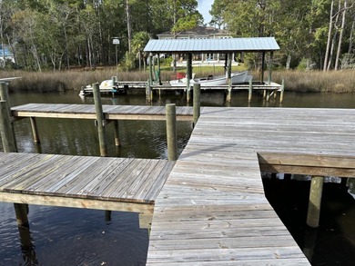 1/2 Acre Waterfront lot with New dockage. Build to suit in the - photo 8