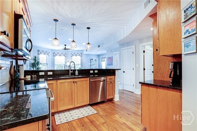 Experience the best of downtown Savannah living in this charming - photo 8