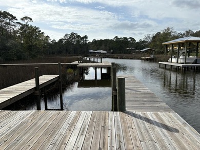 1/2 Acre Waterfront lot with New dockage. Build to suit in the - photo 9