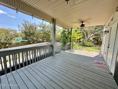 Well-appointed property located on the first block of Main - photo 11