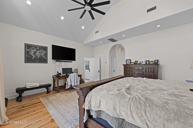 Prime 8.5-Acre Gulf View Property on Historic Scenic Drive - - photo 19