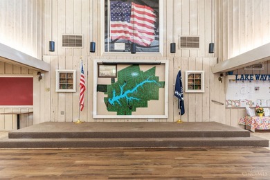 Welcome to the desirable Lake Waynoka Community. This beautiful - photo 45