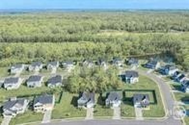 Remarks Experience executive living in this stunning 6-bedroom - photo 4