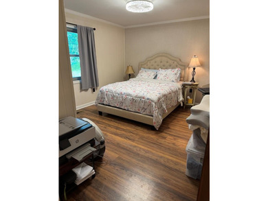 This 3/2 SWGA home is centrally located 10 miles south of - photo 13