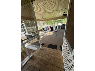 This 3/2 SWGA home is centrally located 10 miles south of - photo 21