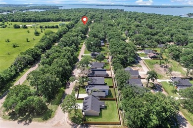 Cedar Creek Lake Lot For Sale in Enchanted Oaks Texas