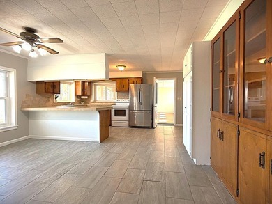 Tucked away on 5 fully fenced acres, this unique 3-bed, 2-bath - photo 36