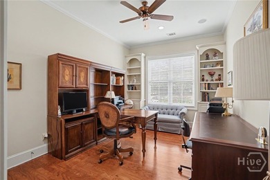 Nestled in the desirable Oakridge section of The Landings this - photo 4
