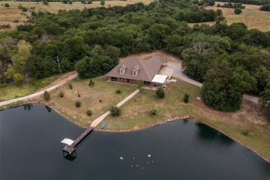 (private lake, pond, creek) Home For Sale in Bells Texas