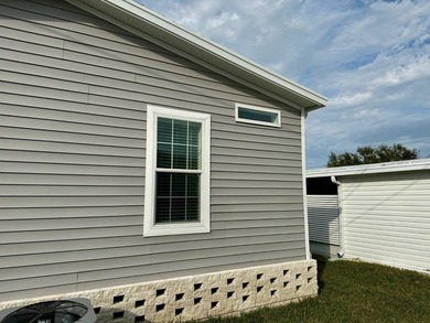 This new Skyline champion home is a 3 bed/2 bath. This home has - photo 11