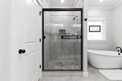 Beautifully appointed, move-in ready home in the heart of Bella - photo 13
