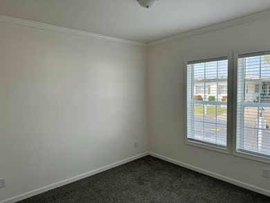 This new Skyline champion home is a 3 bed/2 bath. This home has - photo 29