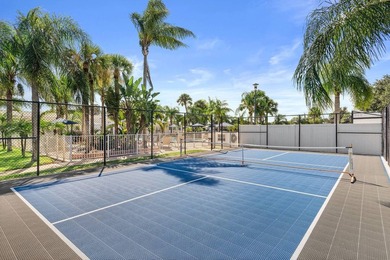 This new Skyline champion home is a 3 bed/2 bath. This home has - photo 35