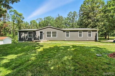 (private lake, pond, creek) Home Active Under Contract in Festus Missouri