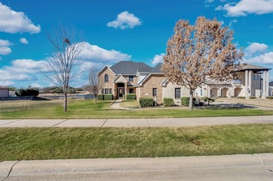 Joe Pool Lake Home For Sale in Cedar Hill Texas