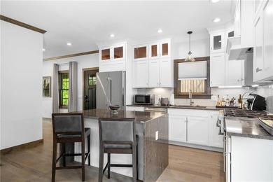 Welcome to 3 Gardenia Drive in Rhode Island premier exclusive - photo 12