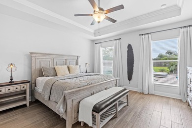 Welcome to this stunning home with a gorgeous heated pool in The - photo 14