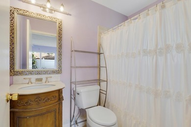 Welcome to this charming 3-bedroom, 2-bathroom villa situated in - photo 15