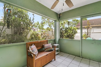 Welcome to this charming 3-bedroom, 2-bathroom villa situated in - photo 20