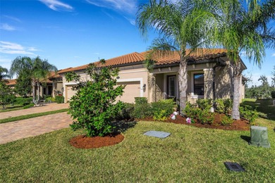 Meadow View Lake  Townhome/Townhouse For Sale in Lakeland Florida