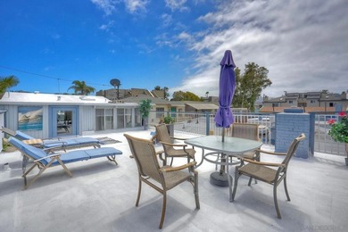 Ideal location steps to ocean, bay, restaurants, shopping and - photo 31